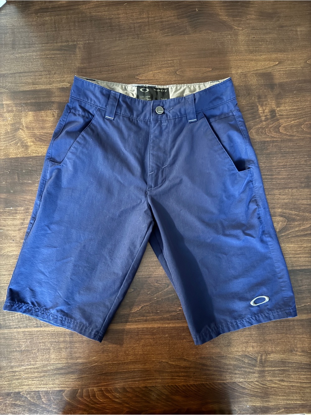 Oakley Take 2.5 Men’s Golf Shorts in Navy Blue Size 28